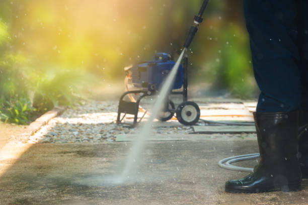 Best Gutter Cleaning and Brightening in Leisure City, FL